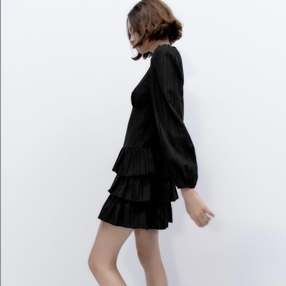 NWT Zara Textured Short Dress - Picture 2 of 5